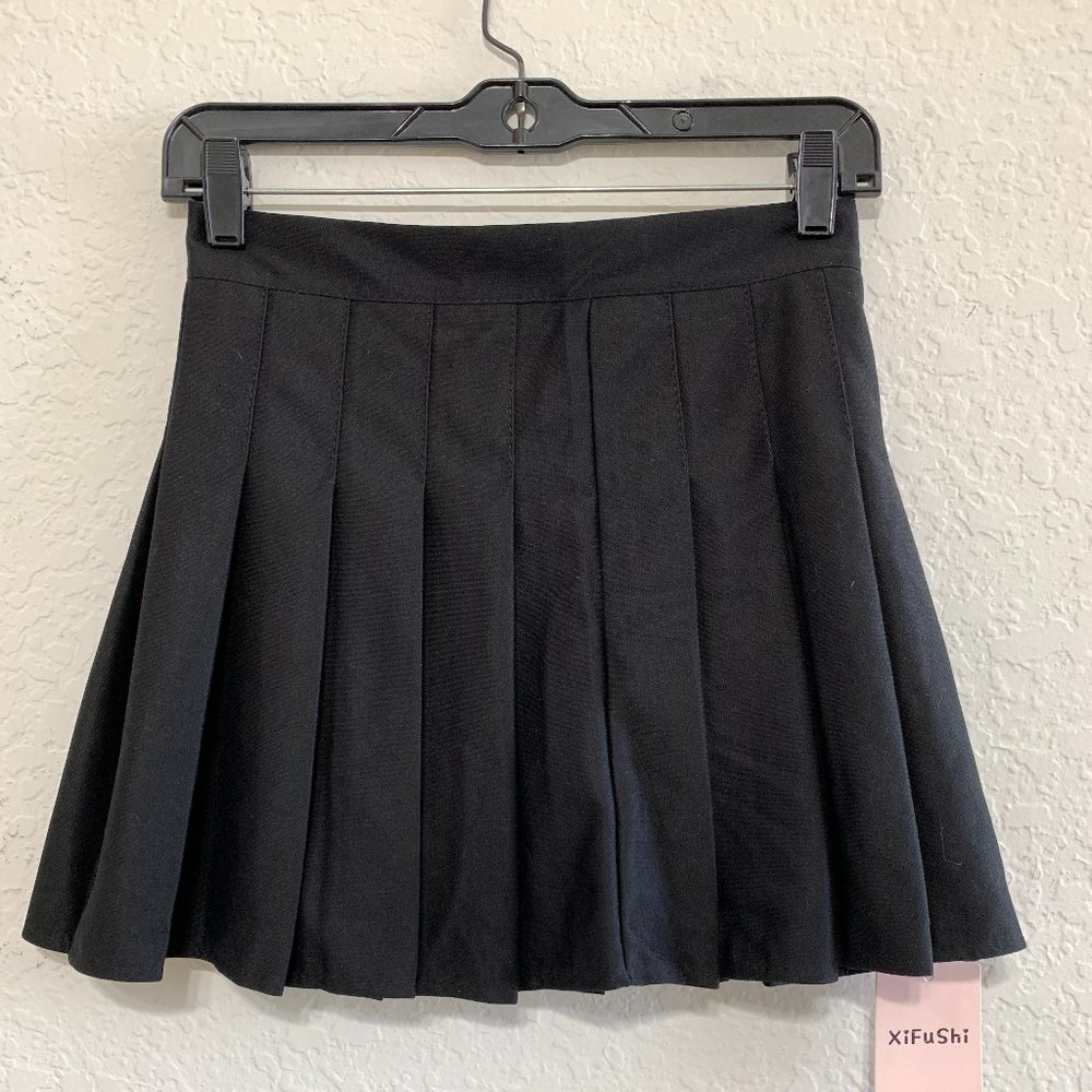 XiFuShi NWT! Black Pleated Skirt Womens Size M Fully Lined